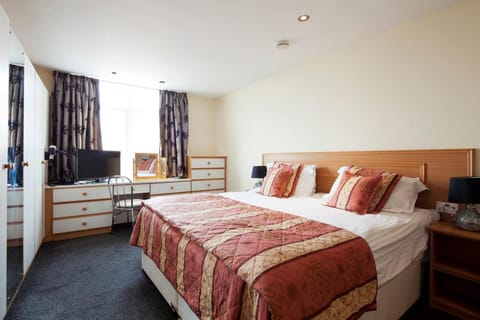 Queens Mansions: Duchess Suite Condo in Blackpool