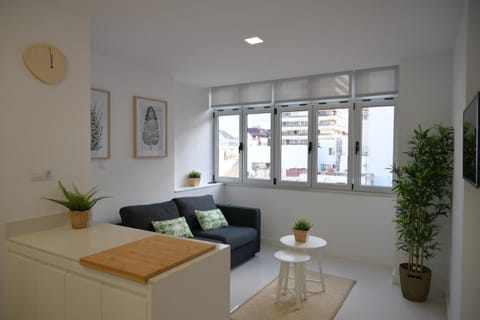 Apartamento Luis Morote Plaza Santa Catalina Apartment in Las Palmas de Gran Canaria