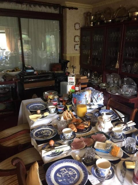 Ms McCreadys Guest House Übernachtung mit Frühstück in Doncaster