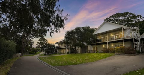 Property building, Street view