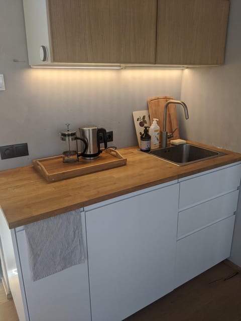 Coffee/tea facilities, Kitchen or kitchenette