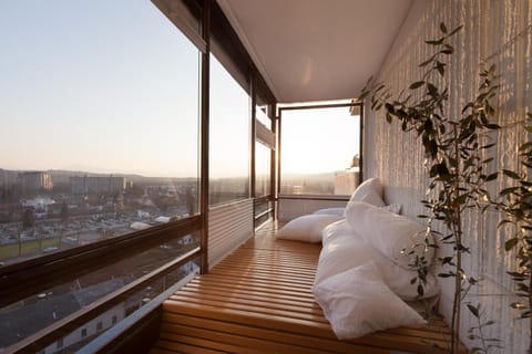 Balcony/Terrace, City view