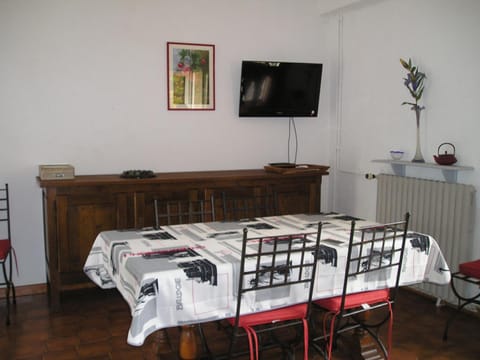 GITE MAMIE LAURENCE Apartment in Gruissan