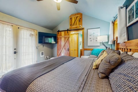 Little House in the Big Woods House in Camano Island