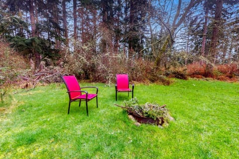 Little House in the Big Woods House in Camano Island