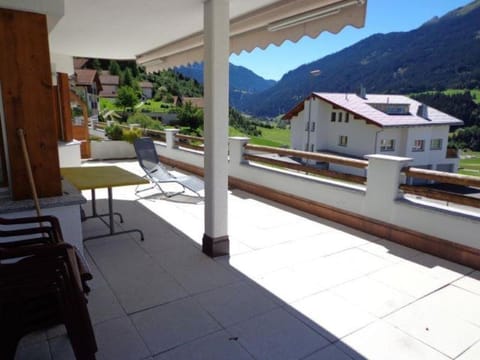 Balcony/Terrace, Mountain view
