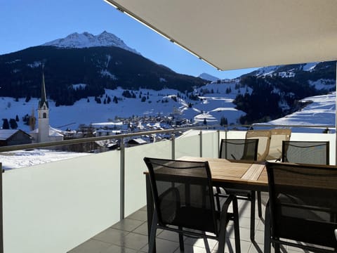 Winter, Balcony/Terrace, Mountain view