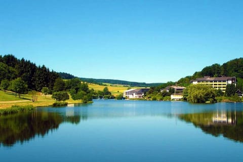 Ferienhaus Anne mit Sauna, See, Wald und Ruhe House in Kirchheim