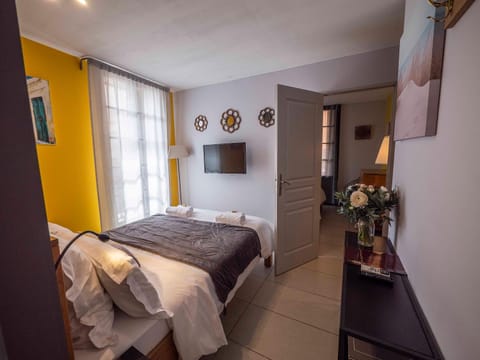 Suites Coronell d'En Vila Bed and Breakfast in Perpignan