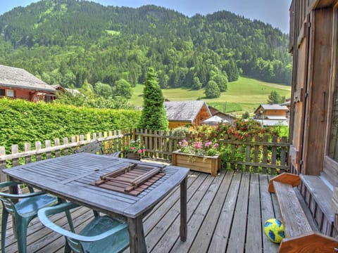 Chalet rénové à Morzine avec 5 chambres, parking et WIFI - FR-1-524-3 Chalet in Montriond