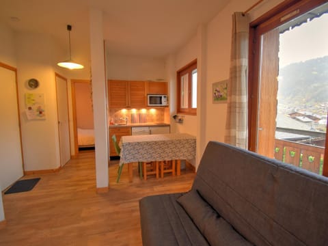 Appartement Morzine, 3 pièces, 6 personnes - FR-1-524-72 Condo in Les Gets