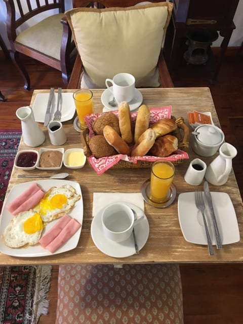 Casablanca Bed and Breakfast in La Perla