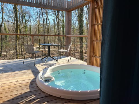 Hot Tub, Balcony/Terrace, Spa and wellness centre/facilities