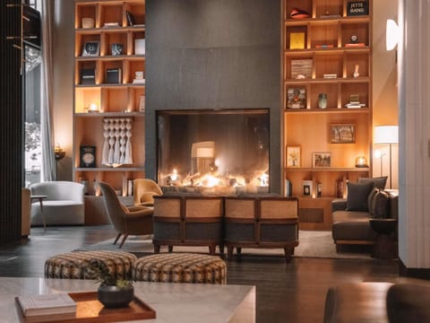 Meeting/conference room