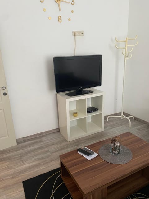 Magnifique Appart pour 4 personnes complètement reno Copropriété in Charleroi