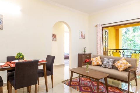 Casa Stay Holiday Homes with Pool Candolim Beach Apartment in Candolim