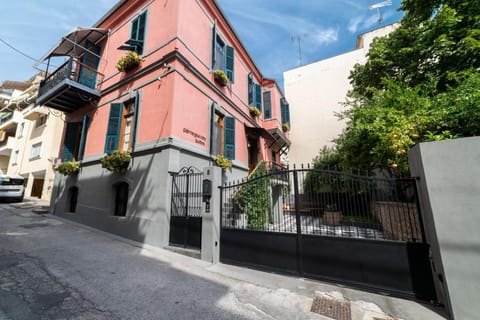 Property building, Neighbourhood, Street view