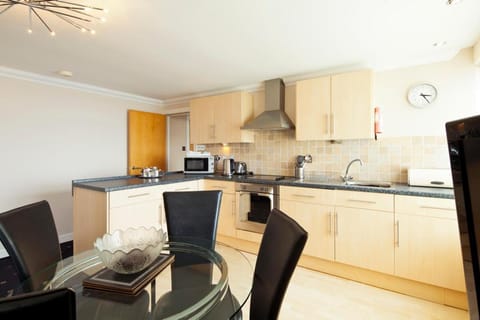 Queens Mansions Penny Stone Self Catering Luxury Apartment Apartment in Blackpool