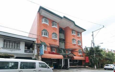 RedDoorz near East Avenue Medical Center Hotel in Quezon City