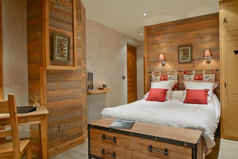 Café-Hôtel Le Morillon, Domaine du Grand Massif-Samoëns Hotel in Morillon