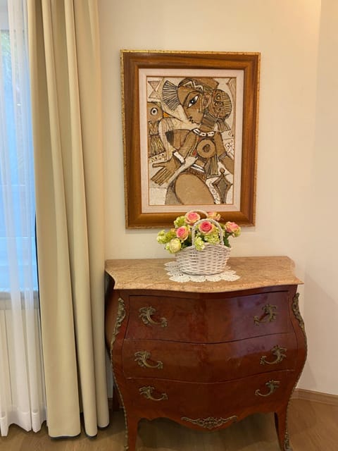 Decorative detail