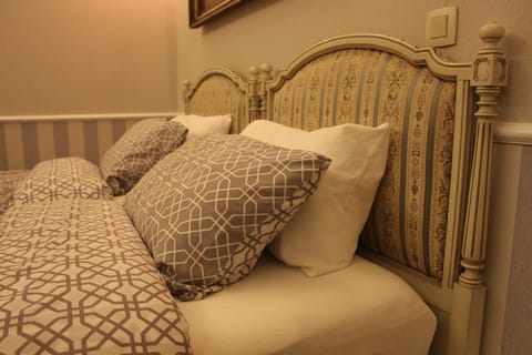 HOFMARKGRAAF - Unique apartment in historic Antwerp mansion Apartment in Antwerp