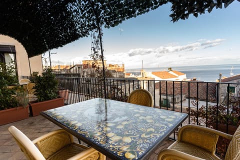 Day, Natural landscape, View (from property/room), Balcony/Terrace, Sea view