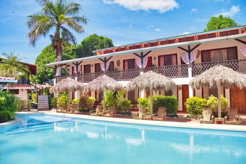 Property building, Garden view, Pool view, Swimming pool