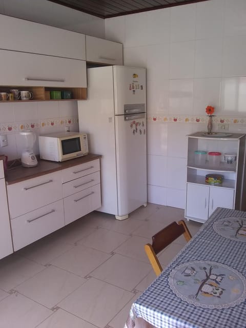 casa de dois quartos para até 6 pessoas Haus in Ubatuba