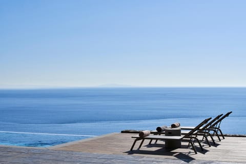 Shades of blue Villa in Peloponnese Region