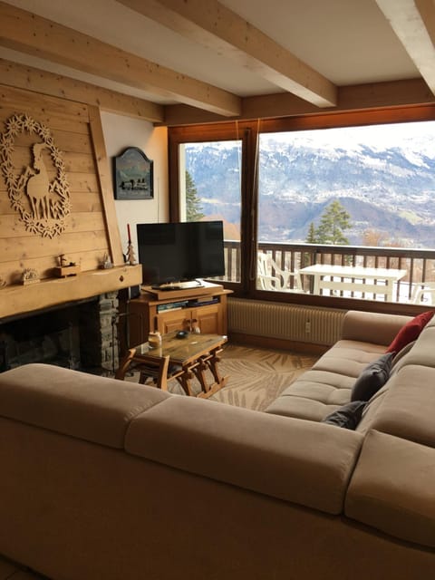 Vue Mont Blanc et toute la chaîne Appartamento in Combloux