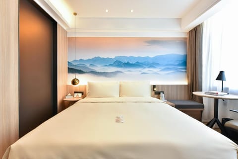 Atour Light Hotel Shenyang Tiexi Plaza Wanxianghui Hotel in Liaoning