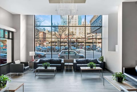 Lobby or reception, On site, City view, Street view