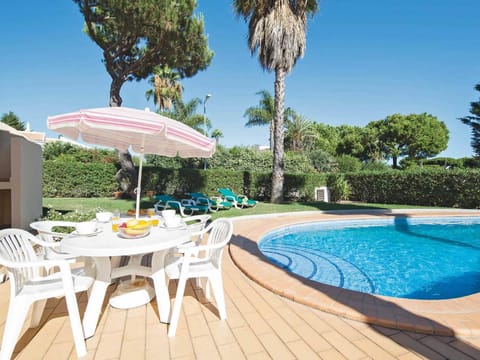 Balcony/Terrace, Swimming pool