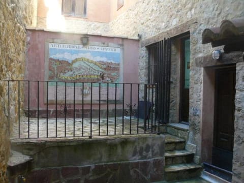 CASA CENTRO ALBARRACIN Maison in Albarracín