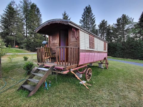 les Refuges du Chalet Campground/
RV Resort in Wallonia, Belgium