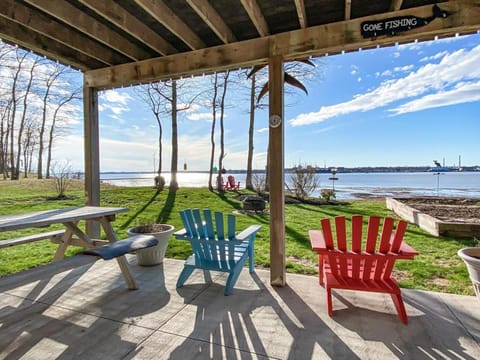 Patio, View (from property/room), City view, River view, Sea view