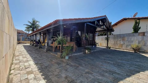 Piscina Aquecida , SPA, Bilhar, Churrasqueira, Wi-Fi House in Itanhaém