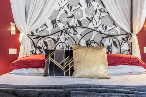 Bed, Decorative detail, Bedroom