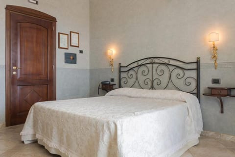 Sunrise Guest House Bed and breakfast in Maiori