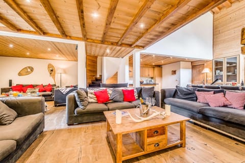 Chalet Whistler - Chalets pour 12 Personnes 04 Chalet in Tignes