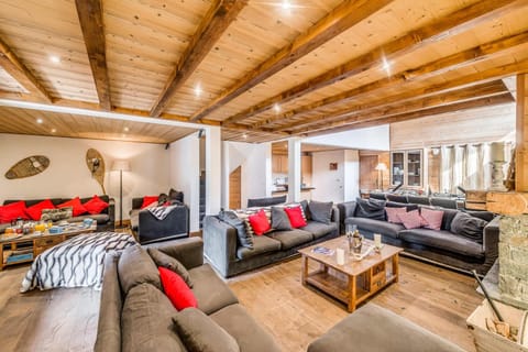 Chalet Whistler - Chalets pour 12 Personnes 04 Chalet in Tignes