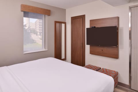 Holiday Inn Express New Orleans - St Charles, an IHG Hotel Hotel in Warehouse District