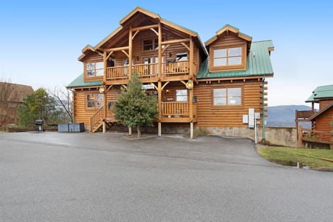 A Diamond In The Sky House in Sevier County