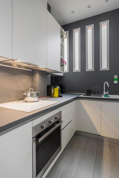 Kitchen or kitchenette, dishwasher, pet friendly, stove