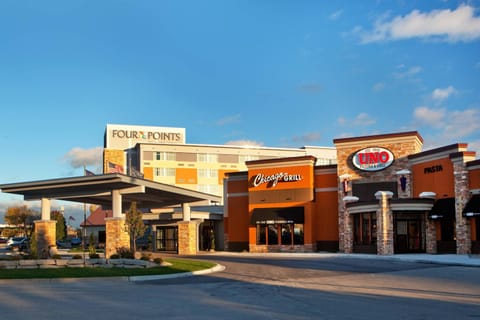 Four Points By Sheraton - Saginaw Hotel in Saginaw Charter Township