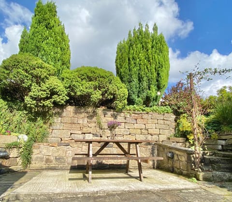 Hawkshead Cottage Casa in Glossop