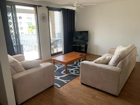 Levuka Unit 12 14 Moreton Pde Apartment in Kings Beach