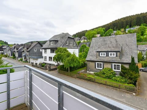 Neighbourhood, Balcony/Terrace