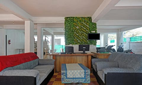 Itsy By Treebo - AY Plus Hotels Hotel in Pune